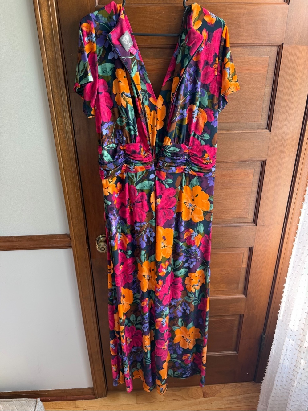 Vince Camuto Women's Twist-Front Cap-Sleeve Jumpsuit - Picture 4 of 6